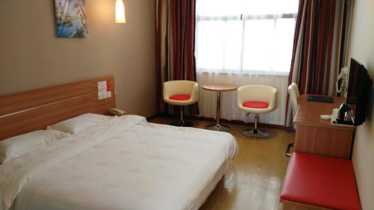 Thank Inn Chain Hotel Henan Xinyang Train Station Gongqu Road Exteriör bild